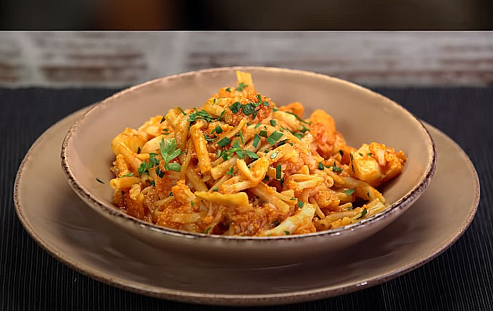 Ricetta Invernale Tradizionale Pasta Con Il Cavolfiore In Rosso Alla